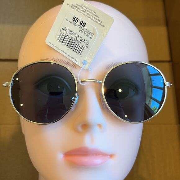 Round Sunglasses Gold 100% UVA UVB Protection - Picture 3 of 11